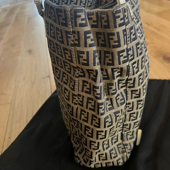 authentic FENDI vintage zucchino small canvas tote - Picture 2 of 7